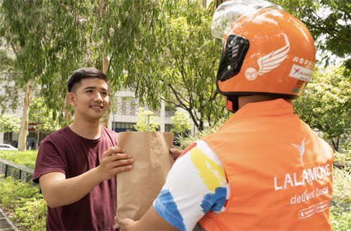 图3：菲律宾Lalamove服务场景.jpg