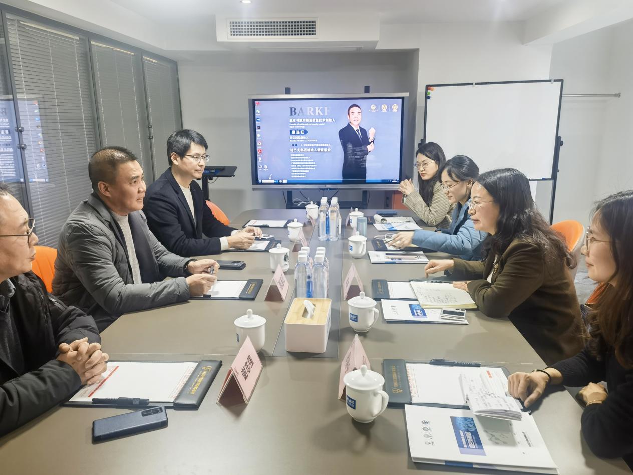 江西省赣州章贡区代表团一行莅临河北迈巴克集团开展招商考察交流