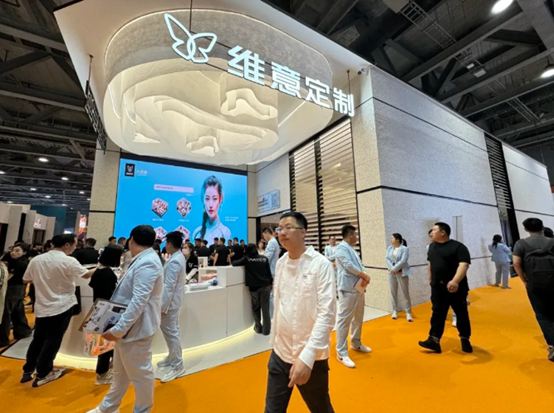 维意定制广州定制展好设计30战略升级再掀加盟热