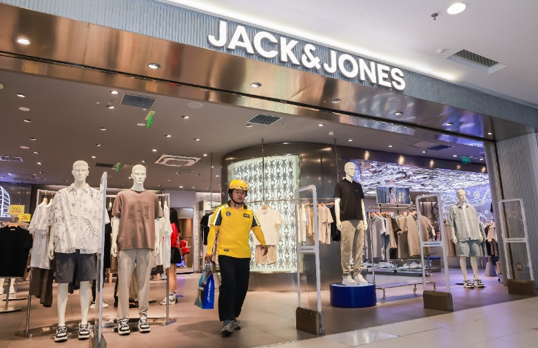 美团闪购与杰克琼斯、ONLY达成合作 全国200余城超1400家门店已上线
