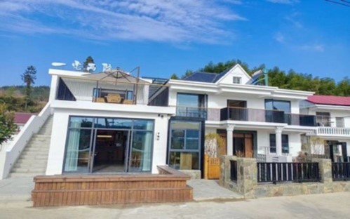 岳西县石关乡平均海拔847米,年平均气温13℃,是名副其实的清凉小镇