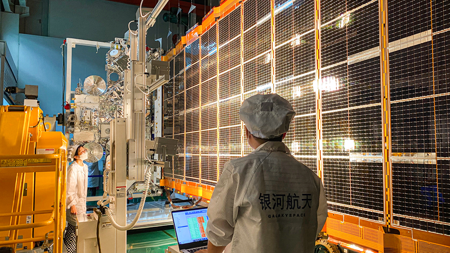 活力中国调研行丨每3天一颗星！——从“造星工厂”到太空织网的“银河速度”