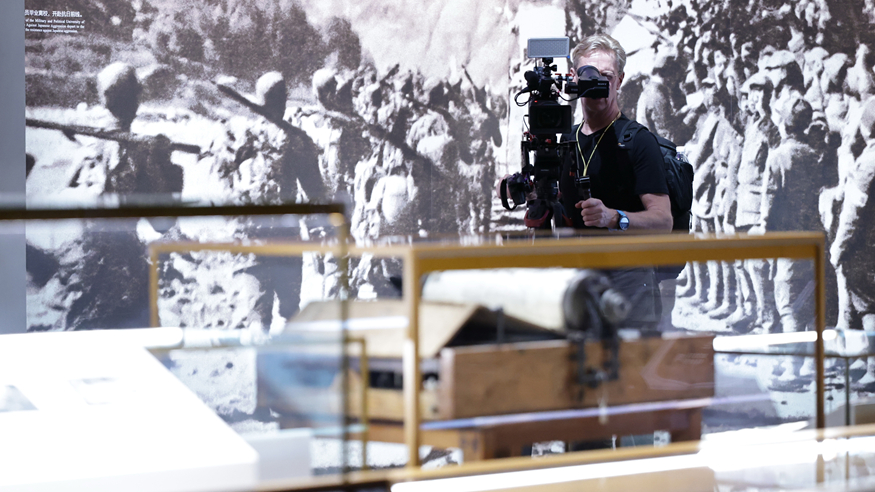 近200名境内外记者赴中国人民抗日战争纪念馆等地参观采访