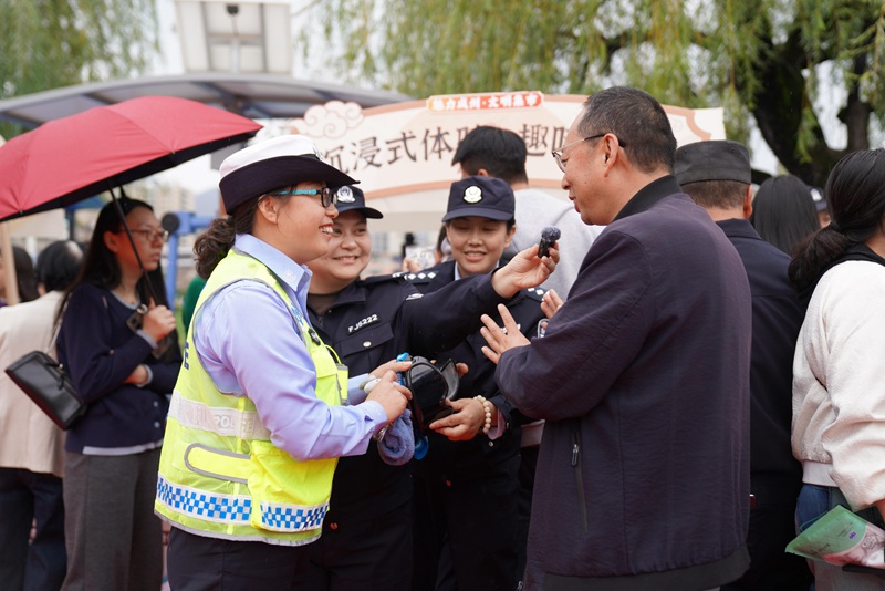 1759131921459316.jpg 3.jpg