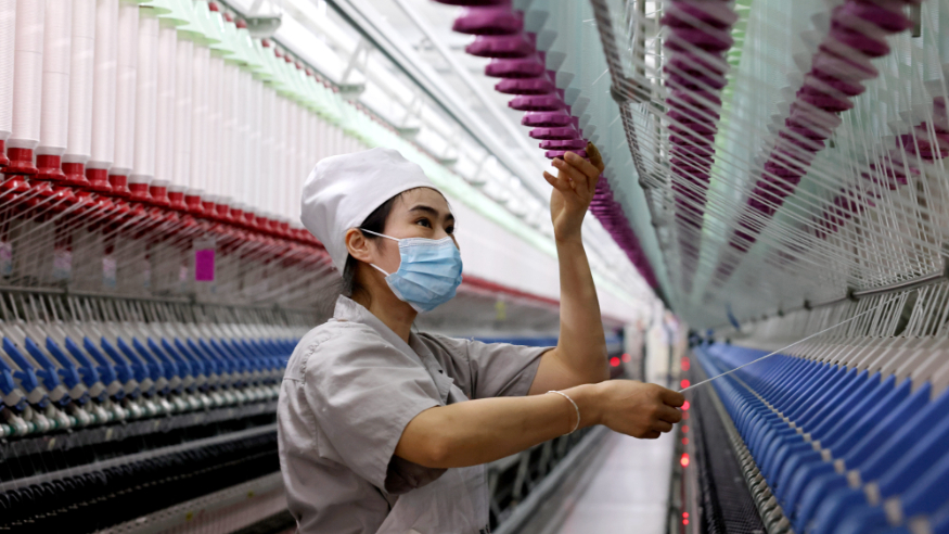前三季度中国GDP同比增长5.2%