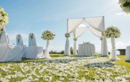 “云端”登记、雪山见证“婚旅经济”玩出甜蜜新花样