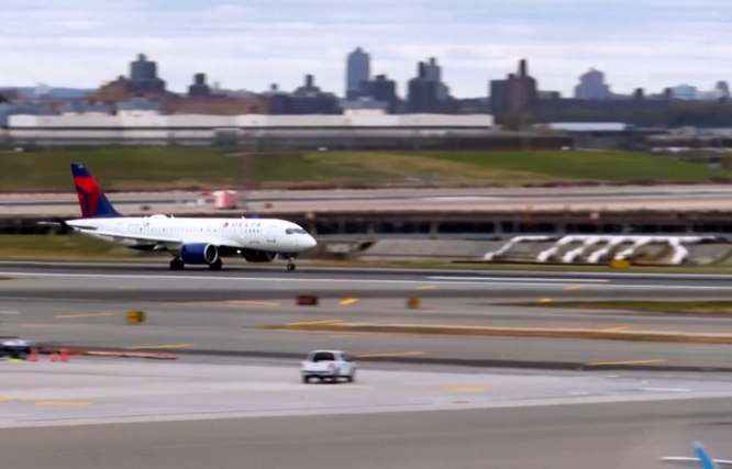 “停摆”持续 雇员停薪 美40座机场航班削减