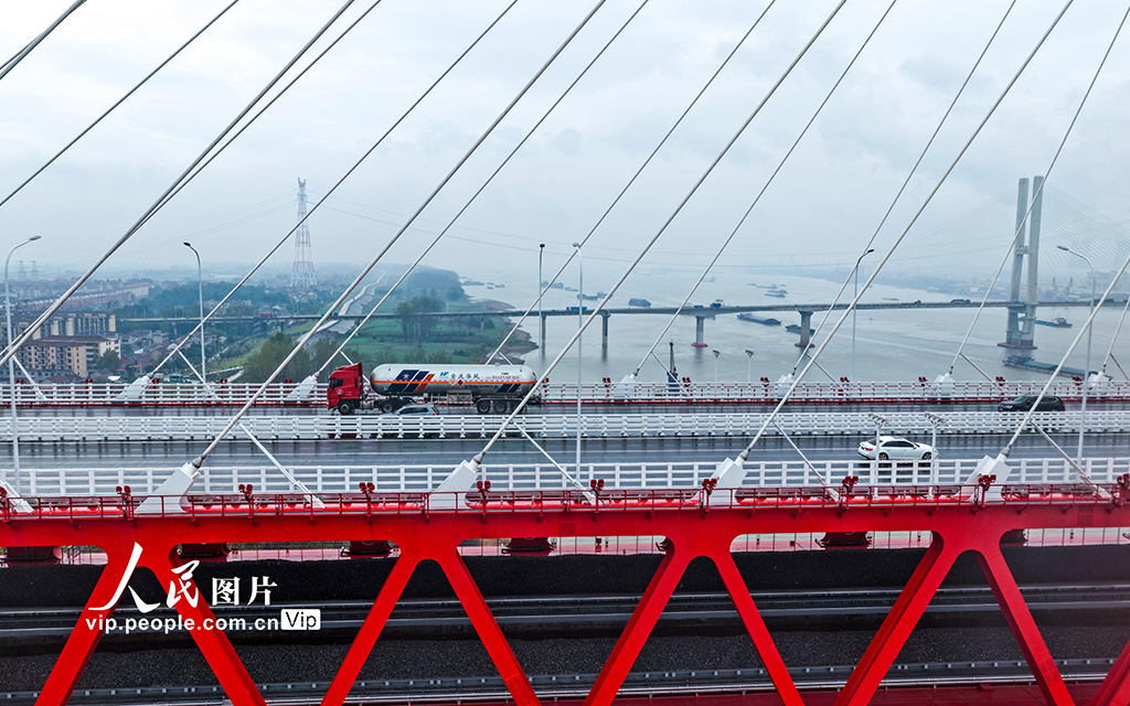 安徽铜陵：G3铜陵长江公铁大桥正式通车【5】