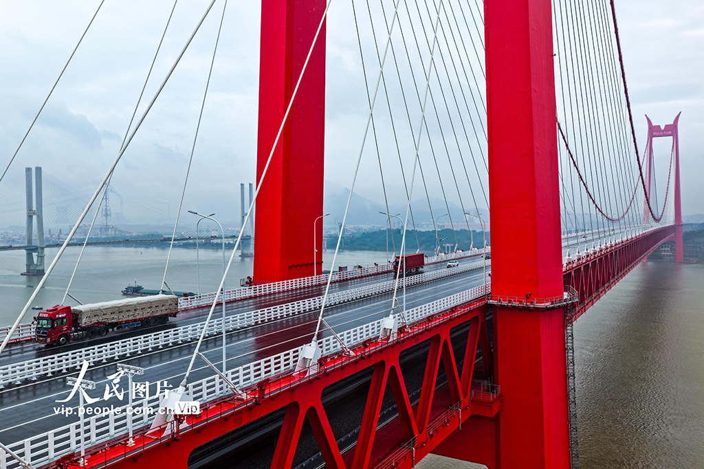 安徽铜陵：G3铜陵长江公铁大桥正式通车【7】