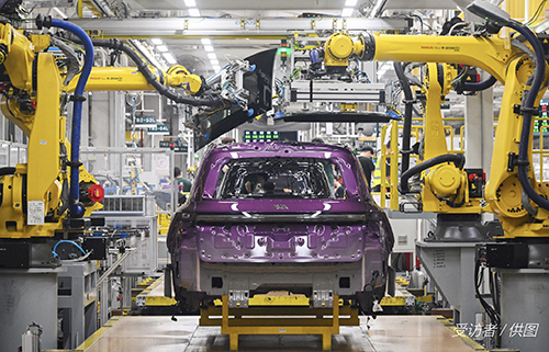 协同推进制造与服务深度融合