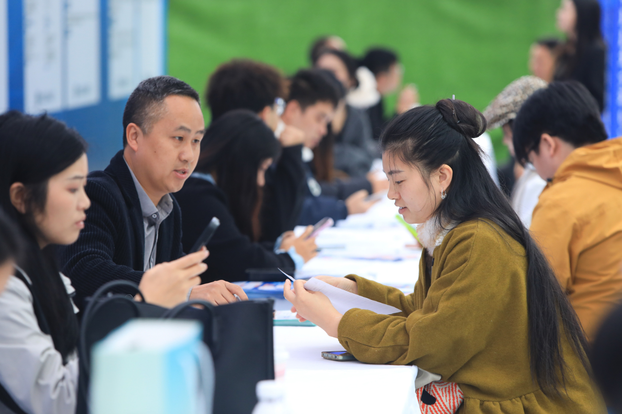 财政政策推动经济持续回升向好