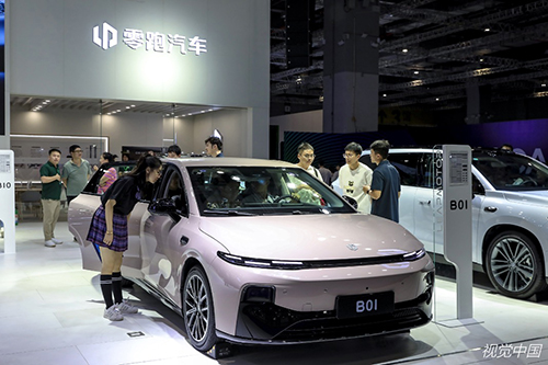 新能源车企抢客出新招