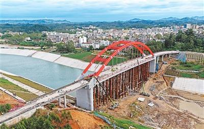 “两重”建设效应持续放大