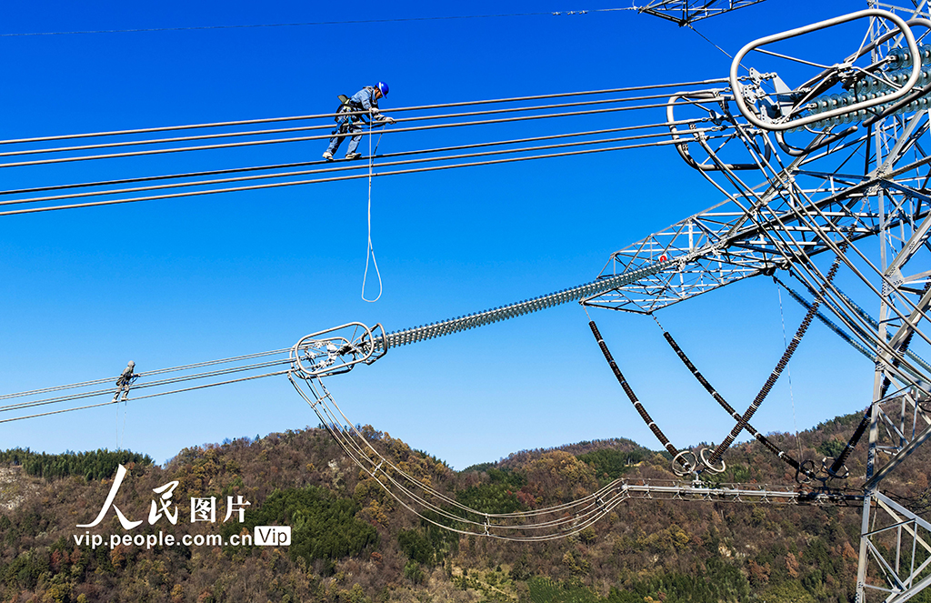 安徽六安：应对寒潮 保冬季电力供应【5】