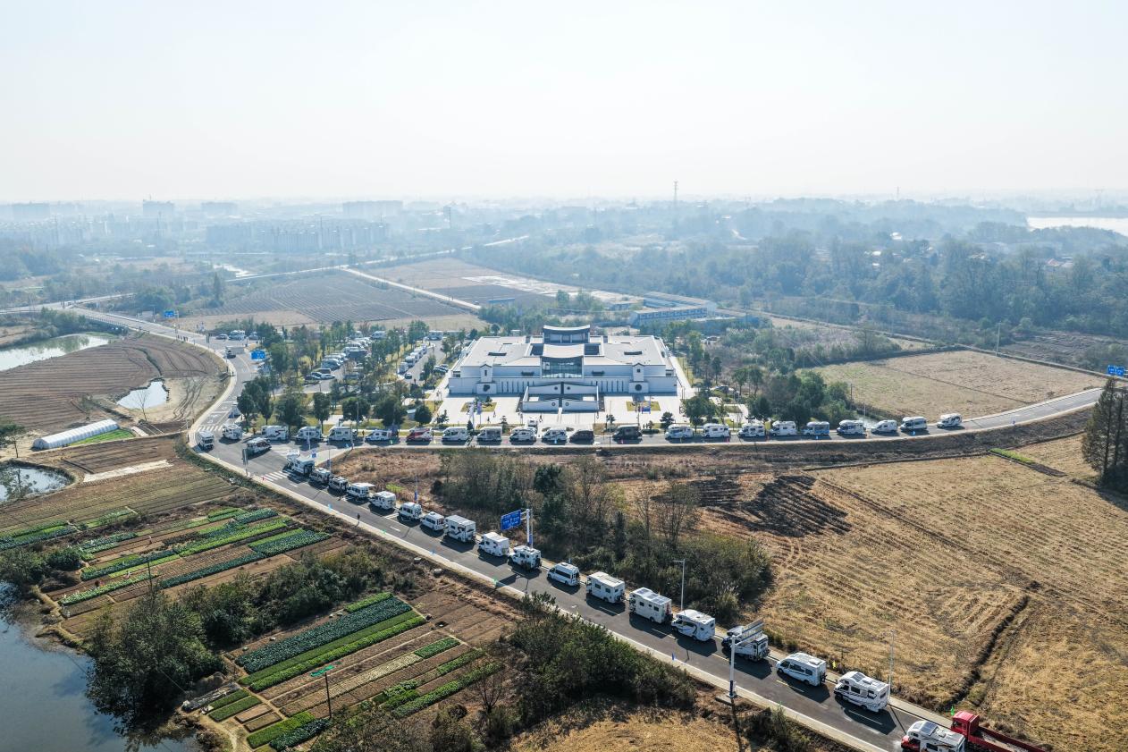 1763972431206204.jpg 2025 长三角汽车(房车)集结赛安庆站活动现场2.jpg