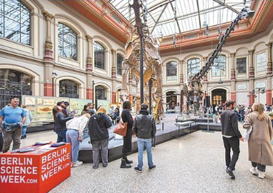 维护全球经济稳定是中德共识