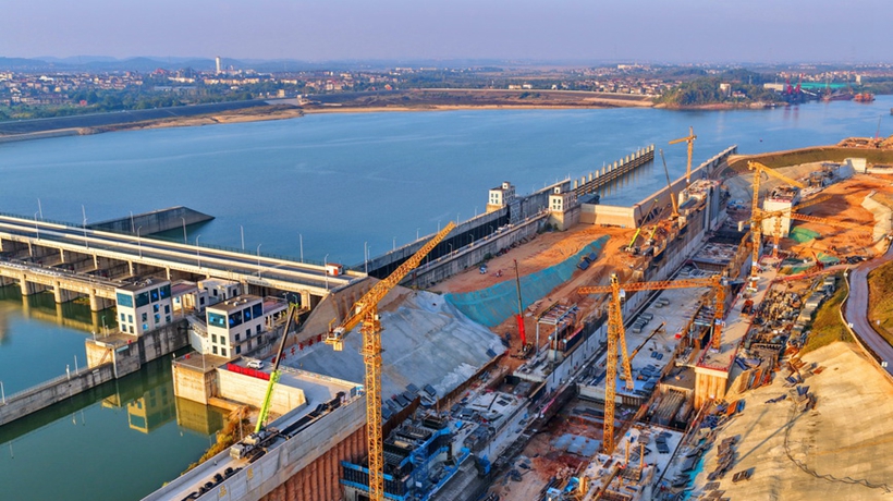 江西丰城：冬修水利正当时