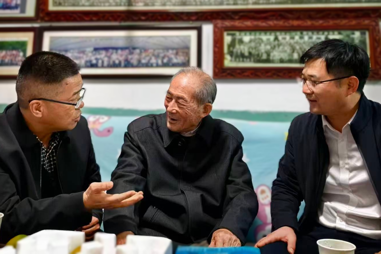 1764385333602483.jpg mmexport1764385241114.jpg