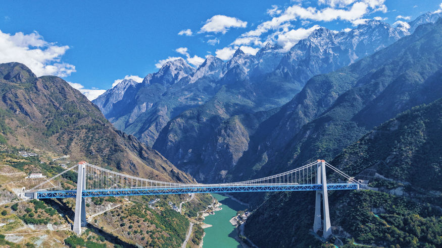 从“昔日马帮铃响”到“今日坦途如歌”——云南交通巨变纪事