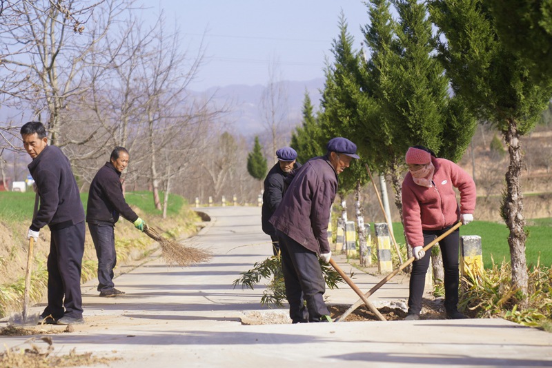 1764658524136705.jpg 4.jpg