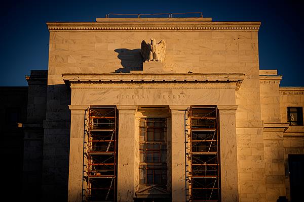 美联储年内连续第三次降息