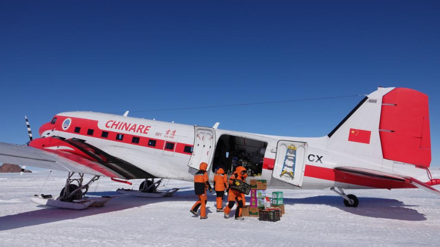 科学与健康丨10年航程80万公里！中国“雪鹰601”飞机翱翔南极
