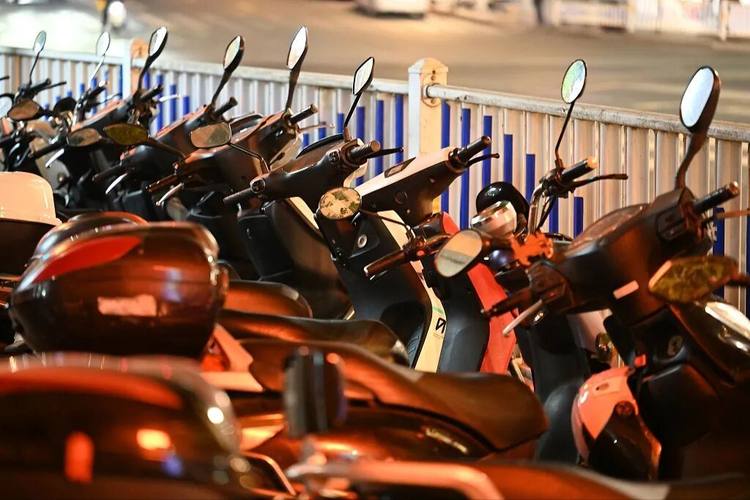 二手电动自行车带牌过户，交易暗藏哪些风险？