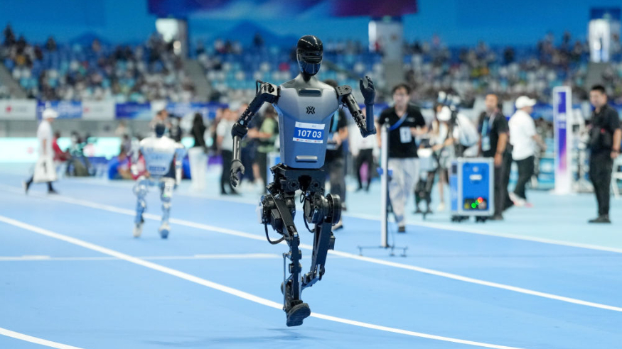 镜观回响2025丨中国经济：顶压前行 向新向优