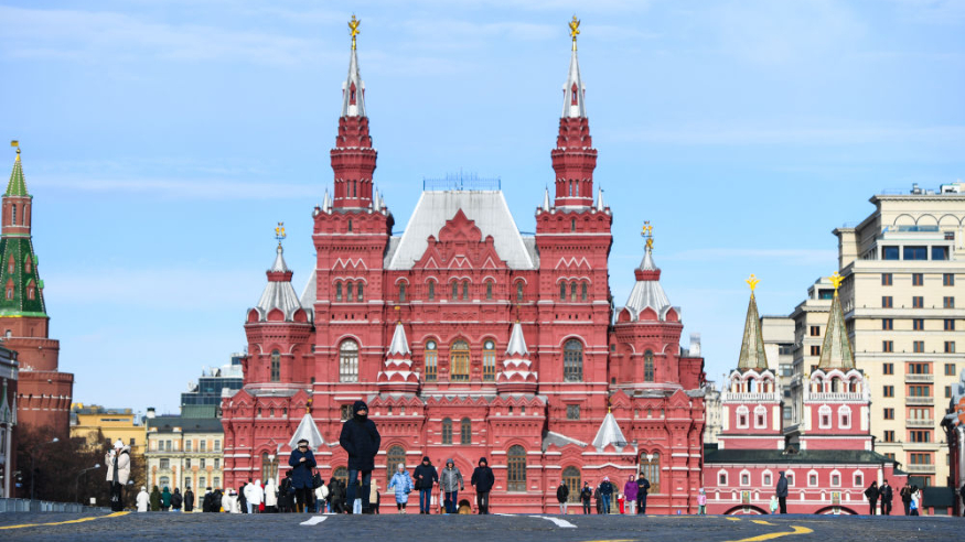 年终报道丨说走就走 拿起护照去旅行