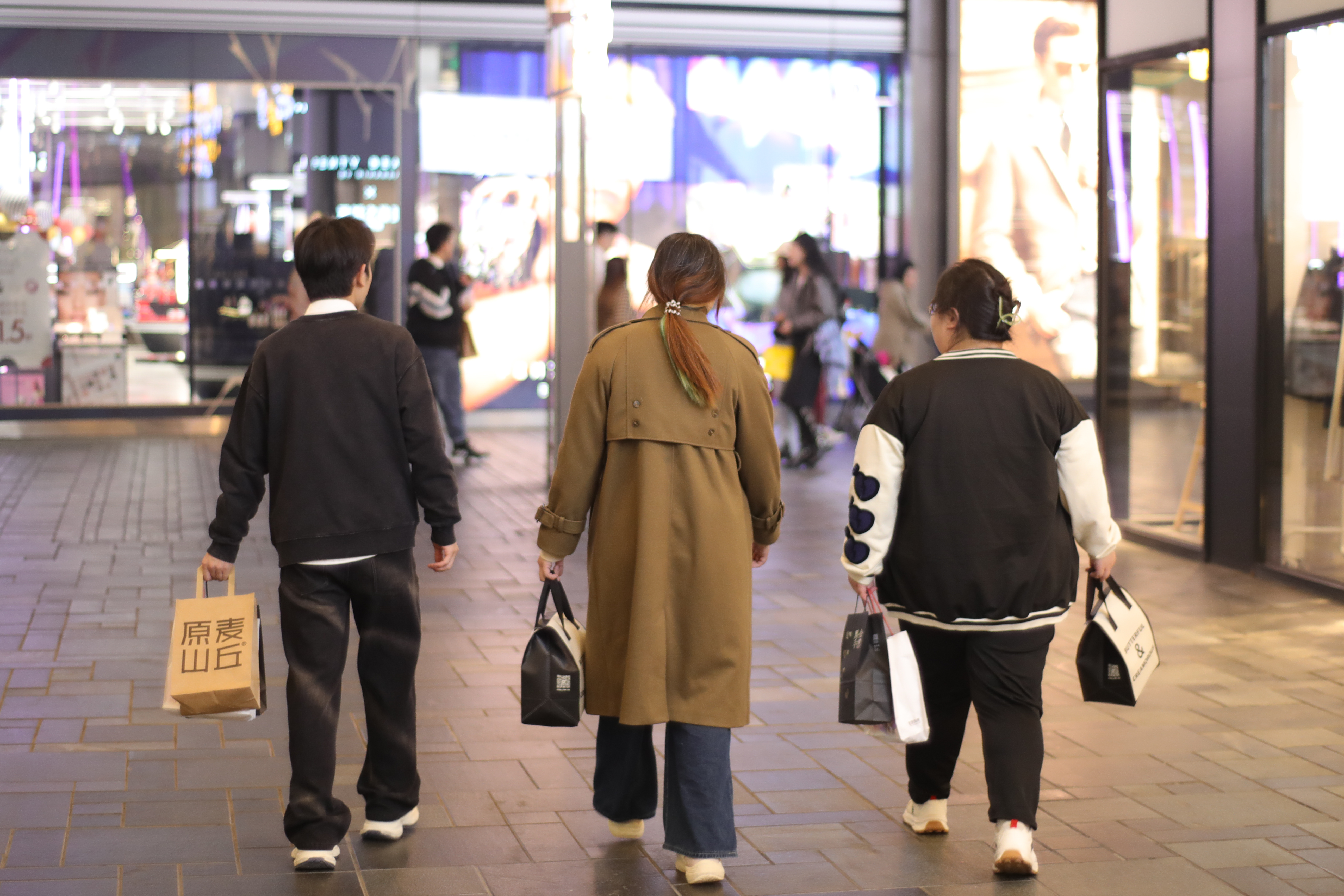 扩大内需与扩大开放并不矛盾