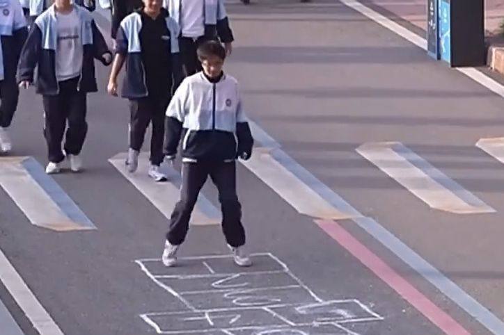 “跳房子”为什么重新火了？