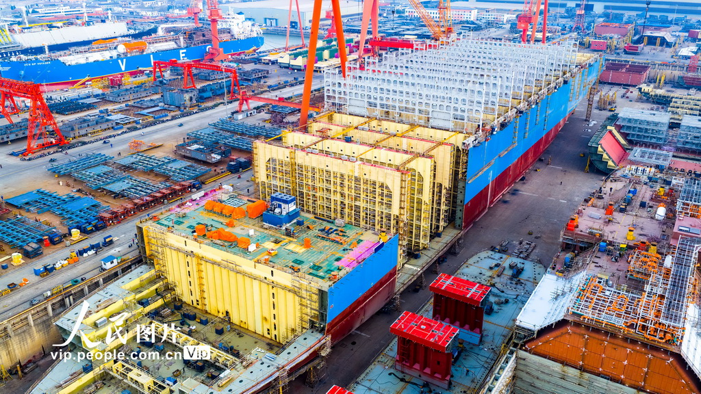 江苏泰州：新年伊始造船忙【4】