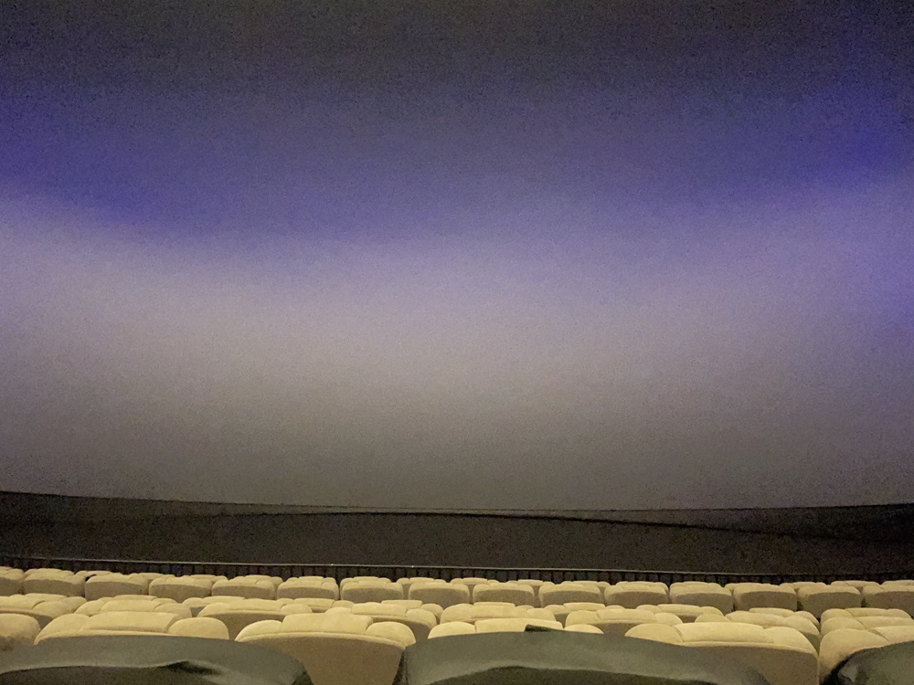 2025年票房收入同比增长6.39%