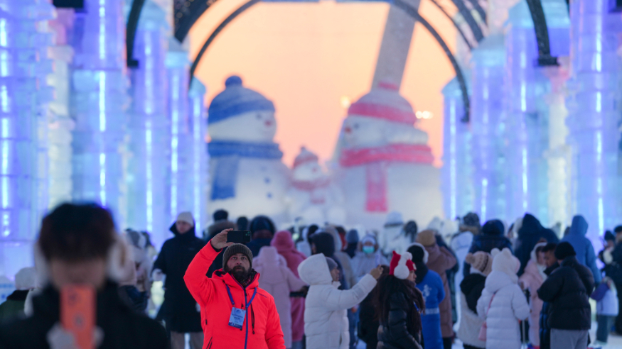 保持战略定力 把握发展主动——各地推动高质量发展观察