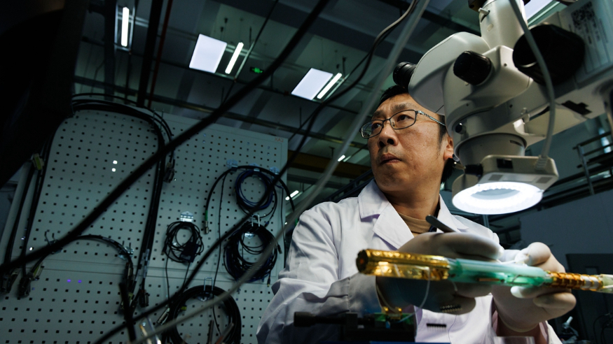 地磁场70多万倍！我国全超导用户磁体取得重大突破