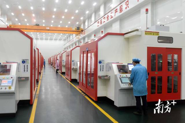    南方+ 王昌辉,梁维春 拍摄