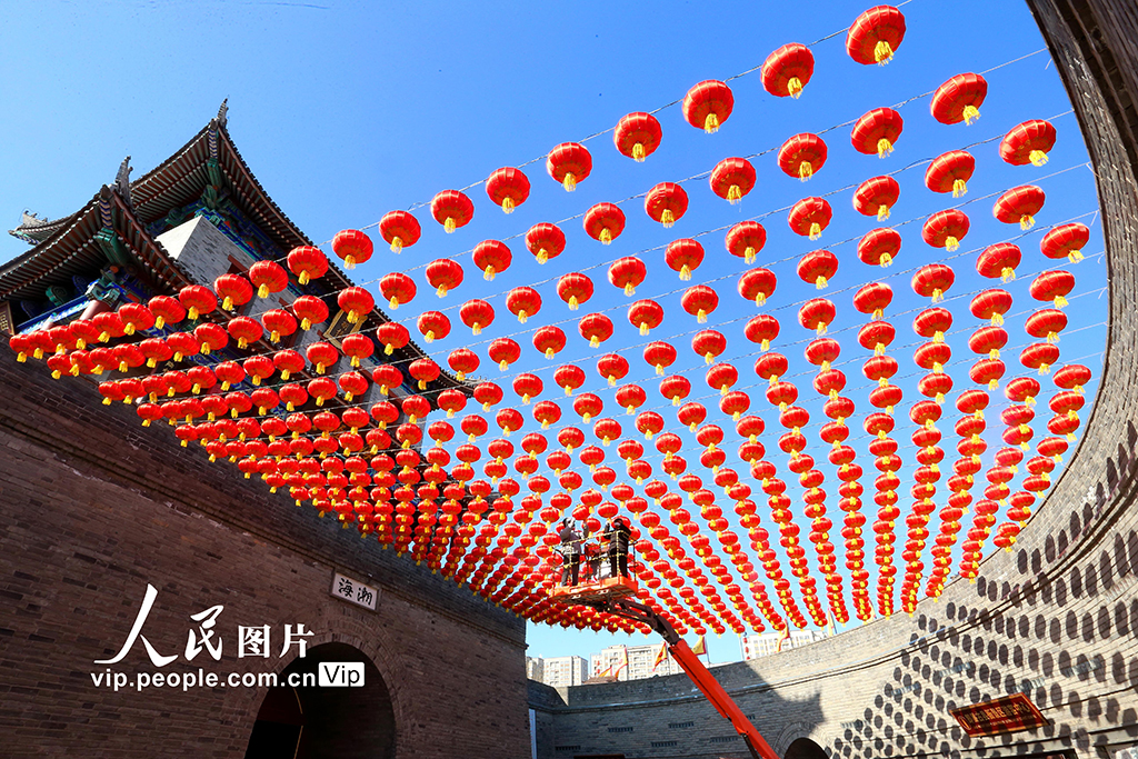 山东青岛：装扮古城迎新春【3】