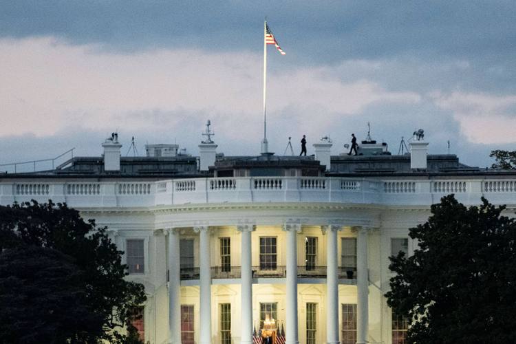 单方面背弃协议，美国威胁加关税引发韩国不满