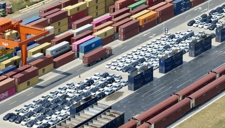 中国成了“别人家的孩子”