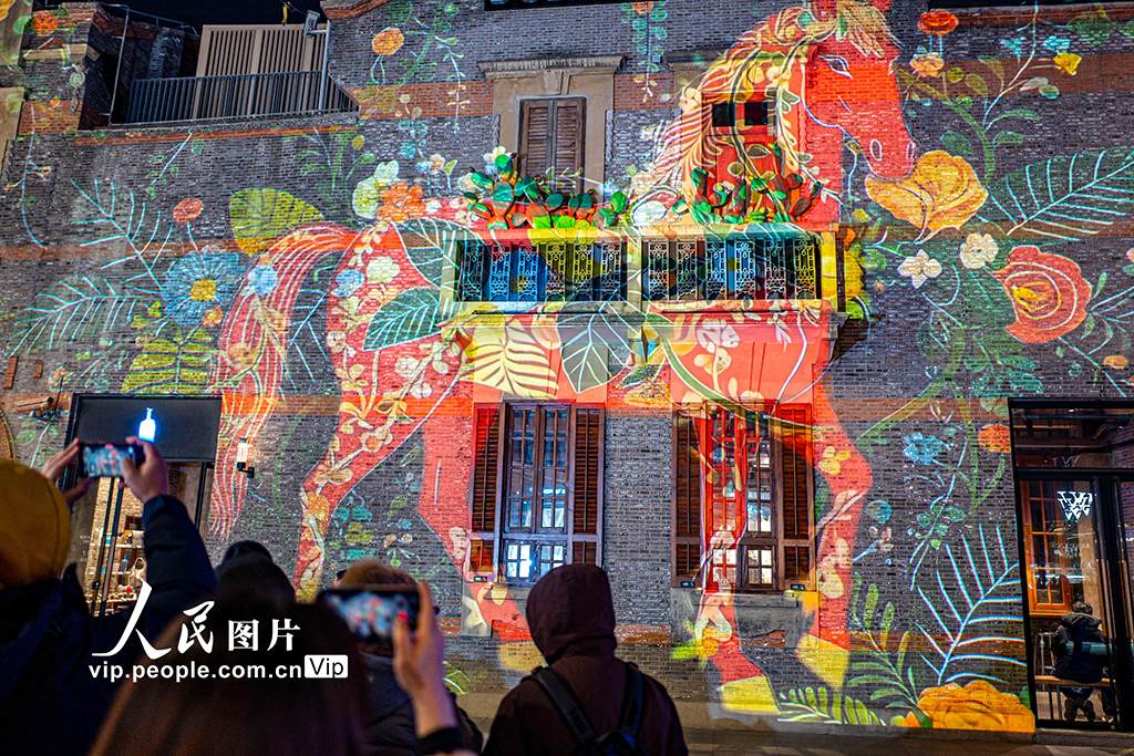 上海：光影盛宴迎新春