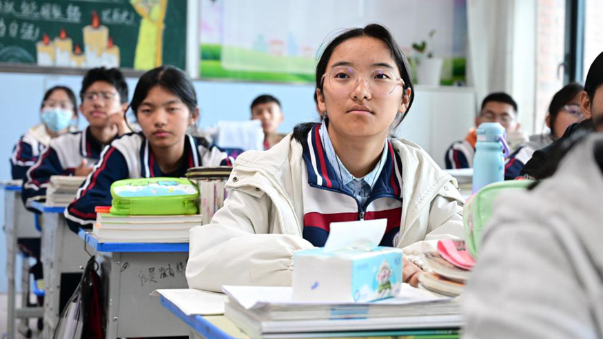 习近平总书记关切事·两会看落实丨强化教育对科技和人才的支撑作用