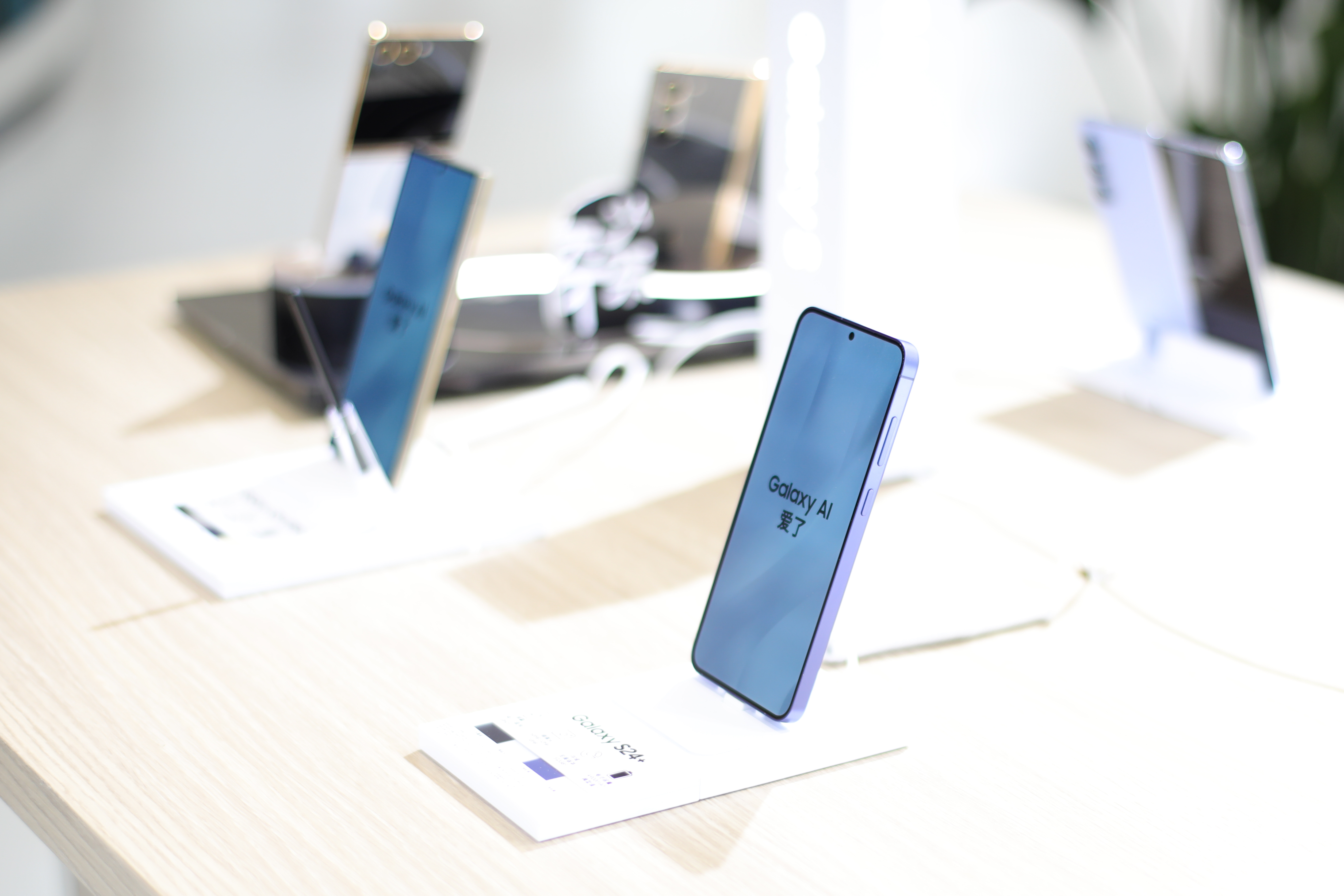 全球智能手机为何迎来涨价潮