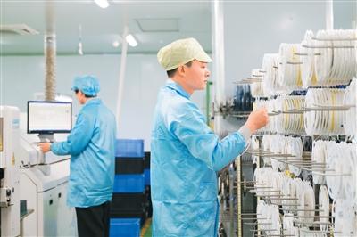 1000亿元，6个方向扩内需