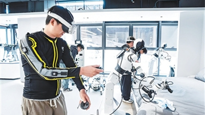 让具身智能“有米下锅”（人物故事）