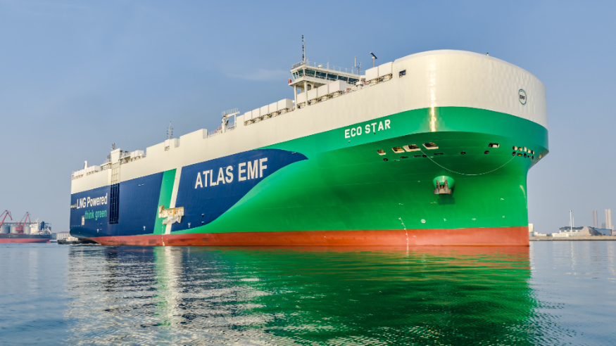 山东龙口：国产7000车位双燃料汽车运输船投运