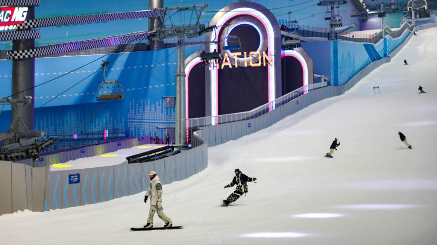 白山黑水间，冰雪经济从“一季火”走向“四季红”