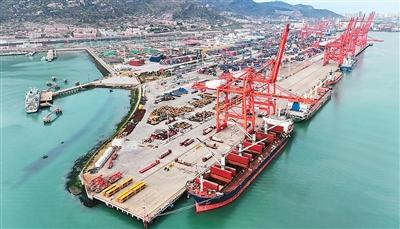 中国外贸起势有力、开局良好（锐财经）