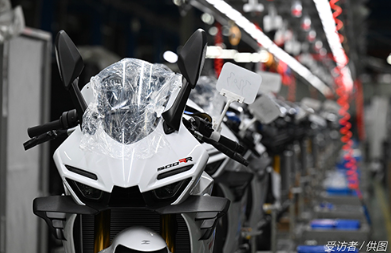 张雪机车的“斯诺克时刻”