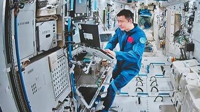 “我们把空间站当成朝夕相处的朋友”（弘扬科学家精神·特别报道）