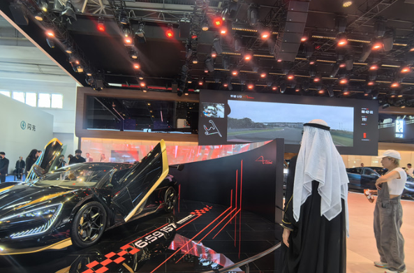 外国汽车从业者蜂拥至北京车展